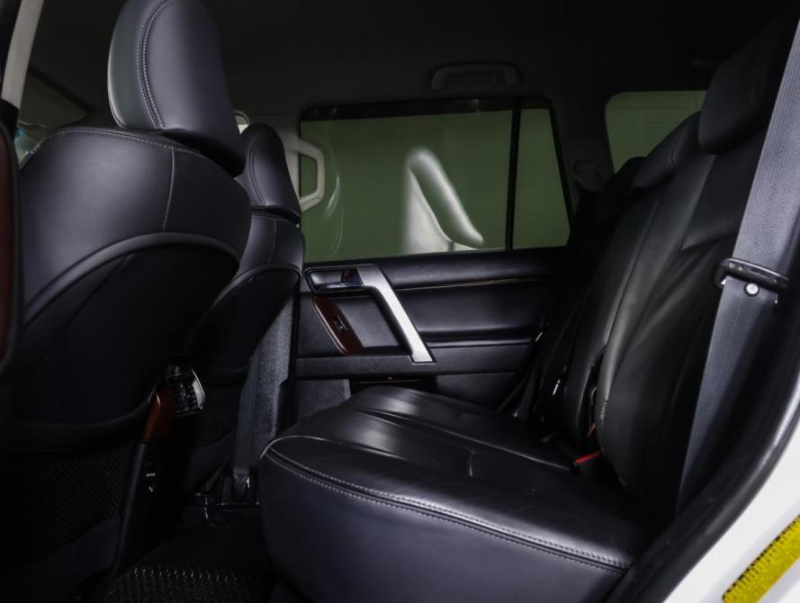 Toyota Land Cruiser Prado 150 Series Рестайлинг 1 Москва  - изображение 11