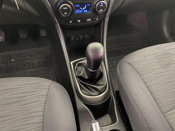 Hyundai Solaris I Рестайлинг с пробегом 2016 года, цена 869 000 рублей, 174149 км, седан, Автокод Объявления