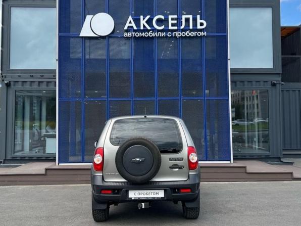 Chevrolet Niva I Рестайлинг с пробегом 2016 года, цена 626 000 рублей, 89000 км, внедорожник, Автокод Объявления
