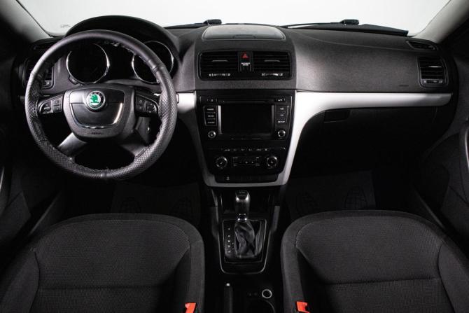 Skoda Yeti I с пробегом 2013 года, цена 924 000 рублей, 162000 км, внедорожник, Автокод Объявления