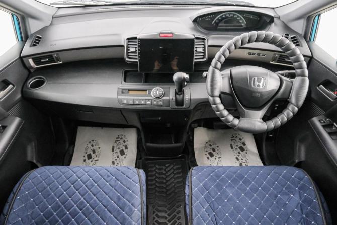 Honda Freed I Рестайлинг с пробегом 2011 года, цена 1 009 000 рублей, 175906 км, компактвэн, Автокод Объявления
