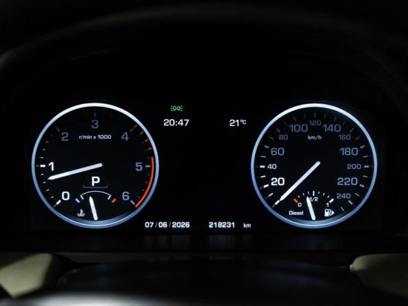 Land Rover Range Rover III Рестайлинг 2 с пробегом 2010 года, цена 2 099 700 рублей, 218198 км, внедорожник, Автокод Объявления
