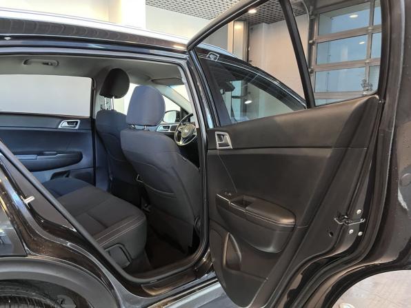 Kia Sportage IV с пробегом 2016 года, цена 2 020 000 рублей, 107002 км, внедорожник, Автокод Объявления