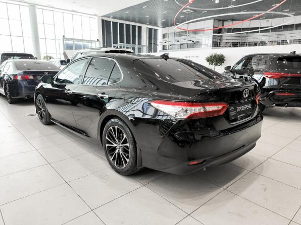 Toyota Camry VIII (XV70) с пробегом 2019 года, цена 2 650 000 рублей, 135456 км, седан, Автокод Объявления