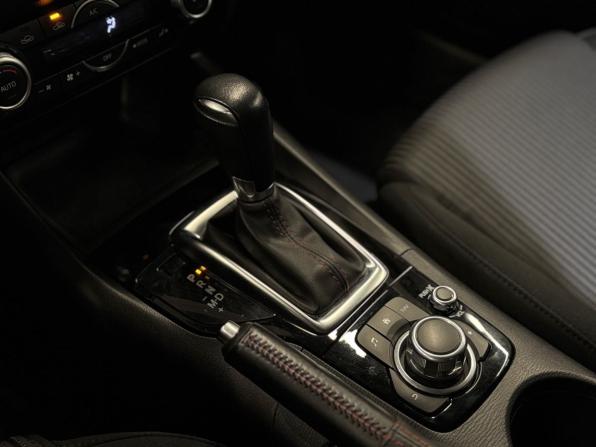 Mazda 3 III (BM) с пробегом 2014 года, цена 1 799 000 рублей, 23980 км, седан, Автокод Объявления