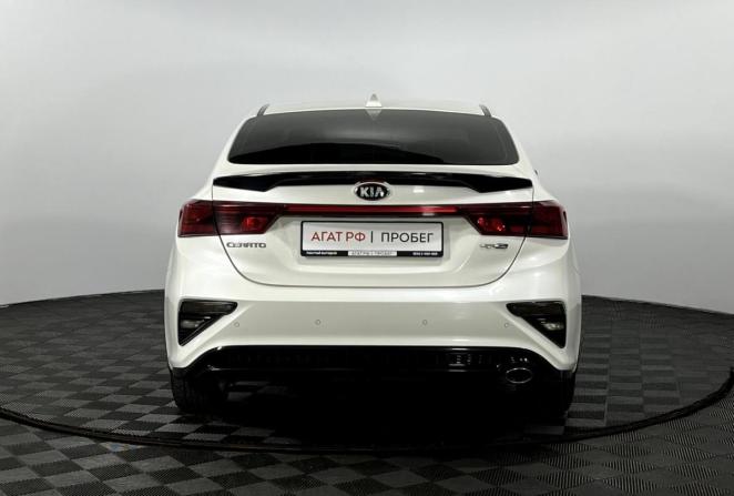 Kia Cerato III Рестайлинг (Classic) с пробегом 2019 года, цена 1 945 000 рублей, 40041 км, седан, Автокод Объявления