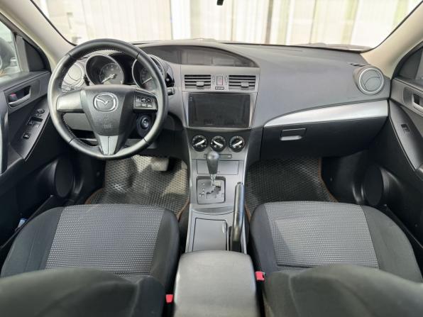 Mazda 3 II (BL) Рестайлинг с пробегом 2013 года, цена 749 000 рублей, 244526 км, седан, Автокод Объявления
