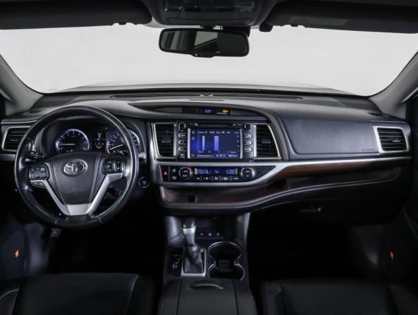 Toyota Highlander III (XU50) с пробегом 2014 года, цена 2 990 000 рублей, 214008 км, внедорожник, Автокод Объявления