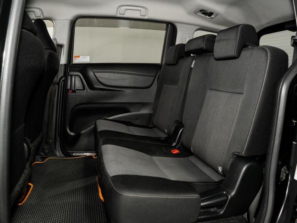 Toyota Sienta II Рестайлинг с пробегом 2021 года, цена 1 629 500 рублей, 62998 км, компактвэн, Автокод Объявления