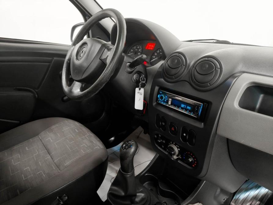 Renault Logan I Рестайлинг Тула  - изображение 8