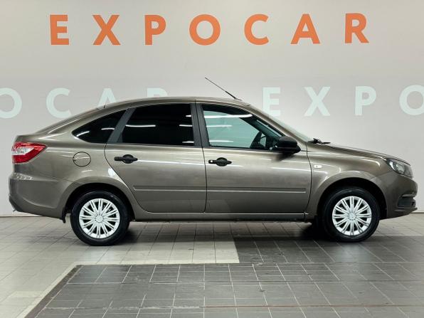 Lada (ВАЗ) Granta I Рестайлинг с пробегом 2021 года, цена 627 000 рублей, 115823 км, лифтбек, Автокод Объявления