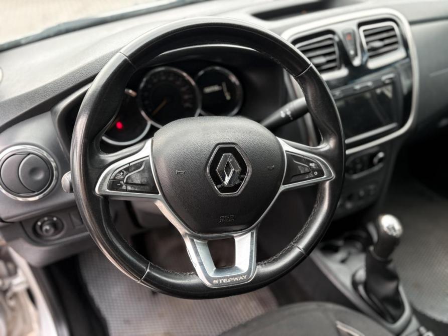 Renault Logan II Рестайлинг Череповец  - изображение 11