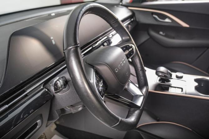 Omoda C5 I с пробегом 2023 года, цена 1 859 000 рублей, 39500 км, внедорожник, Автокод Объявления