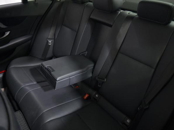 Mercedes-Benz C-Класс IV (W205) Рестайлинг с пробегом 2018 года, цена 2 450 000 рублей, 85739 км, седан, Автокод Объявления