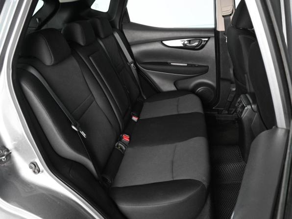 Nissan Qashqai II с пробегом 2018 года, цена 2 019 000 рублей, 61240 км, внедорожник, Автокод Объявления