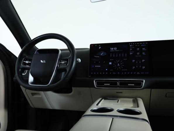 Li Auto (Lixiang) L9 I с пробегом 2023 года, цена 6 800 000 рублей, 65409 км, внедорожник, Автокод Объявления