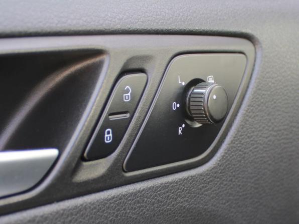 Volkswagen Jetta VI с пробегом 2012 года, цена 819 000 рублей, 179340 км, седан, Автокод Объявления