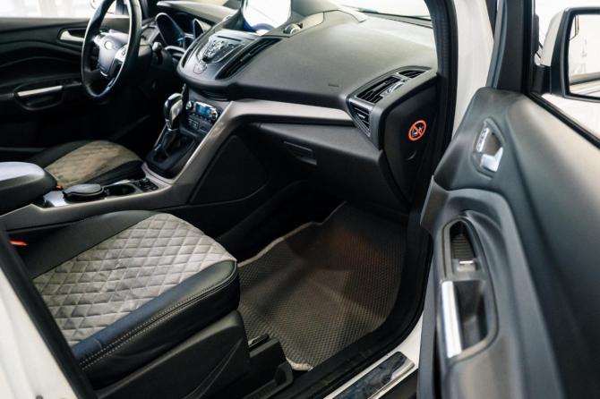 Ford Kuga II с пробегом 2016 года, цена 1 600 000 рублей, 96000 км, внедорожник, Автокод Объявления