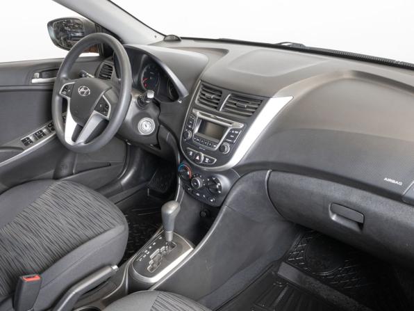 Hyundai Solaris I Рестайлинг с пробегом 2015 года, цена 806 800 рублей, 110129 км, хэтчбек, Автокод Объявления