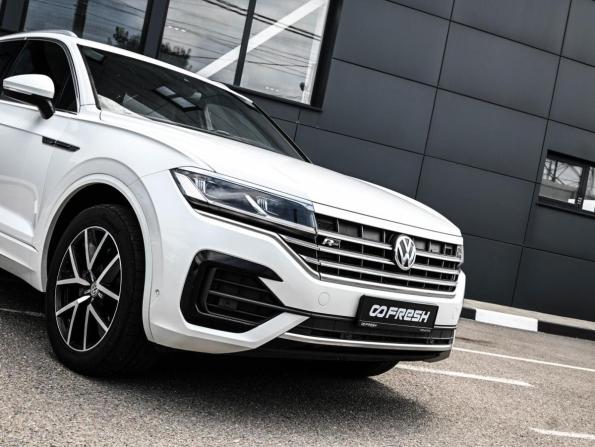 Volkswagen Touareg III с пробегом 2018 года, цена 3 899 000 рублей, 236096 км, внедорожник, Автокод Объявления