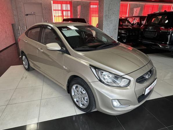 Hyundai Solaris I с пробегом 2013 года, цена 699 000 рублей, 172356 км, седан, Автокод Объявления
