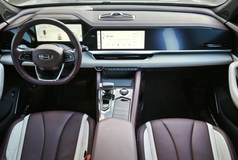 Geely Monjaro I Сыктывкар  - изображение 14