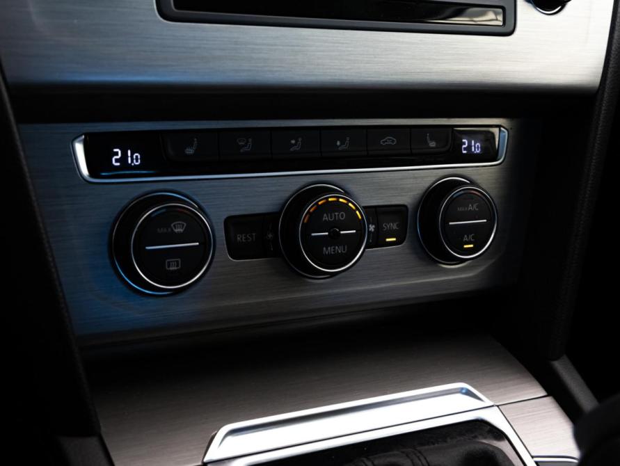 Volkswagen Passat B8 Санкт-Петербург  - изображение 17