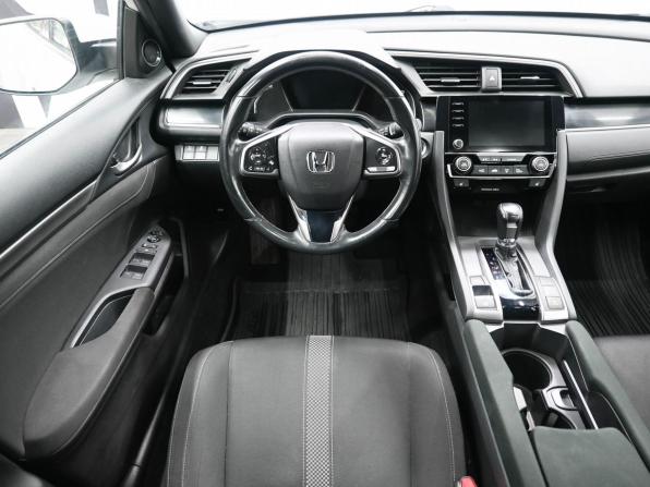 Honda Civic X с пробегом 2019 года, цена 2 299 900 рублей, 97482 км, хэтчбек, Автокод Объявления