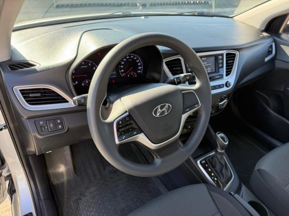 Hyundai Solaris II Рестайлинг с пробегом 2021 года, цена 1 399 000 рублей, 104000 км, седан, Автокод Объявления