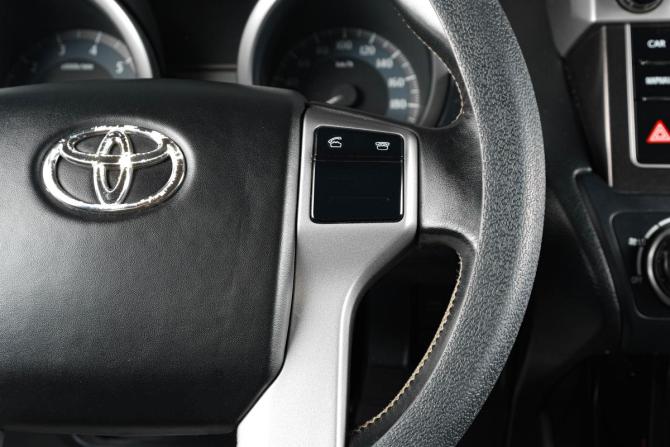Toyota Land Cruiser Prado 150 Series Рестайлинг 3 с пробегом 2015 года, цена 3 549 000 рублей, 181000 км, внедорожник, Автокод Объявления