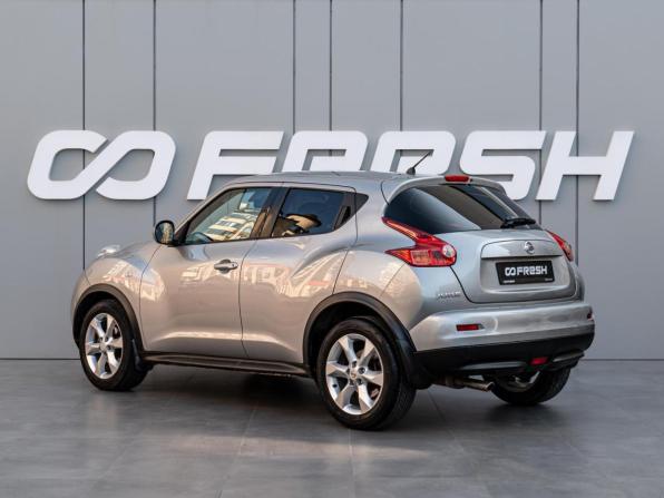 Nissan Juke I с пробегом 2012 года, цена 1 060 000 рублей, 124171 км, внедорожник, Автокод Объявления