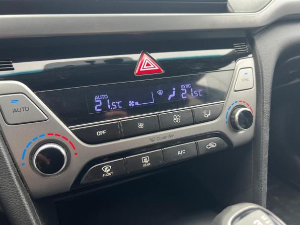 Hyundai Elantra VI (AD) с пробегом 2016 года, цена 1 310 000 рублей, 209309 км, седан, Автокод Объявления
