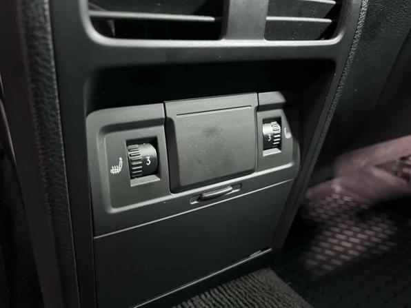 Volkswagen Passat B7 с пробегом 2011 года, цена 968 000 рублей, 157271 км, универсал, Автокод Объявления