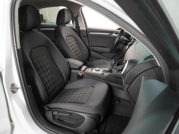 Audi A3 III (8V) с пробегом 2013 года, цена 1 519 000 рублей, 137494 км, седан, Автокод Объявления