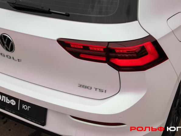 Volkswagen Golf VIII с пробегом 2022 года, цена 2 520 000 рублей, 21810 км, хэтчбек, Автокод Объявления