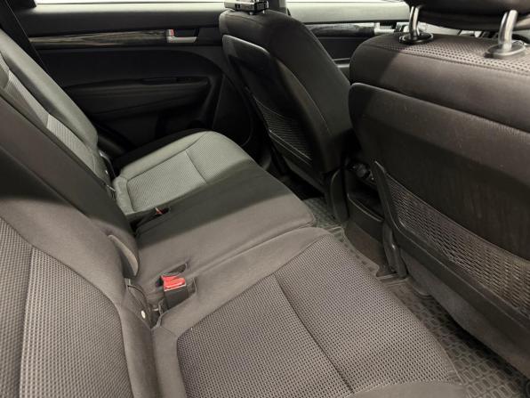 Kia Sorento II Рестайлинг с пробегом 2018 года, цена 1 699 000 рублей, 224512 км, внедорожник, Автокод Объявления