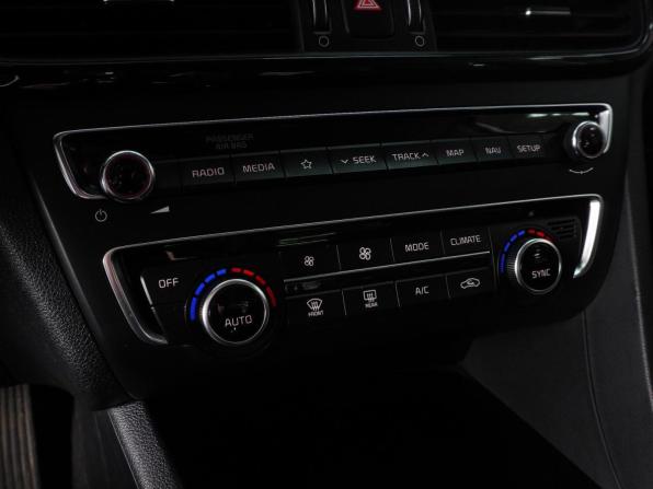 Kia Optima IV Рестайлинг с пробегом 2020 года, цена 1 929 000 рублей, 139079 км, седан, Автокод Объявления