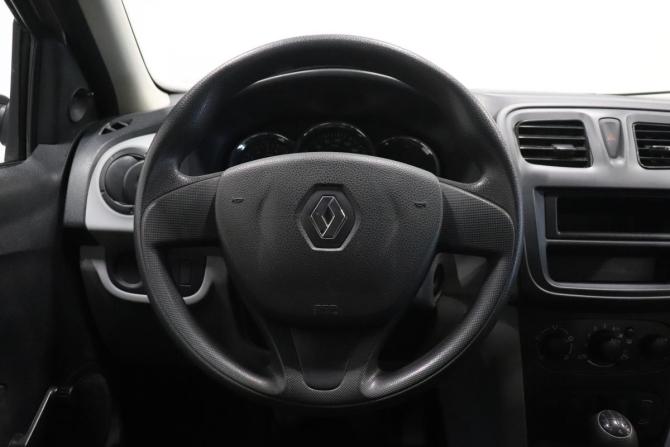 Renault Logan II с пробегом 2015 года, цена 720 000 рублей, 93196 км, седан, Автокод Объявления
