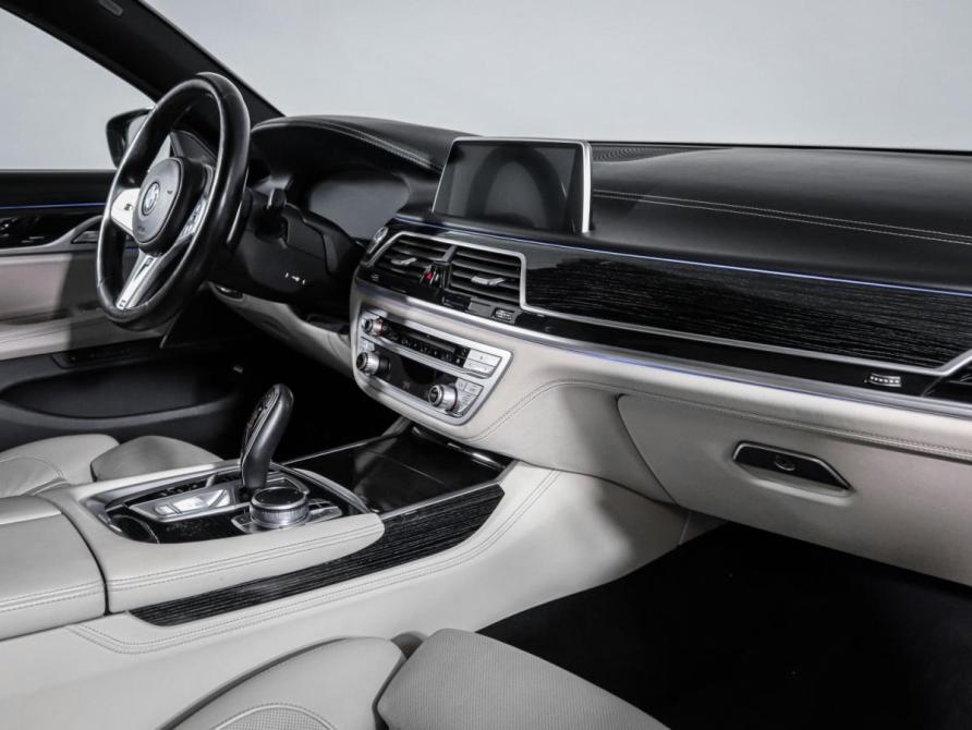 BMW 7 серии VI (G11/G12) Рестайлинг Москва  - изображение 9