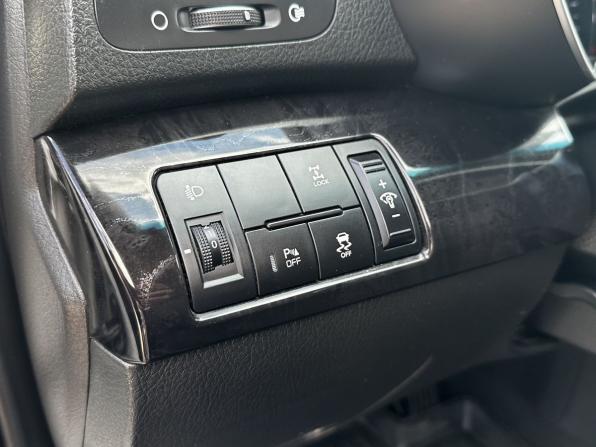 Kia Sorento II Рестайлинг с пробегом 2018 года, цена 2 148 000 рублей, 52362 км, внедорожник, Автокод Объявления