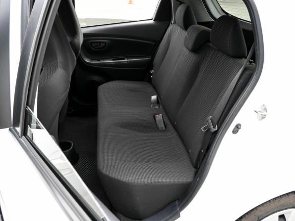 Toyota Vitz III (XP130) Рестайлинг 2 с пробегом 2019 года, цена 899 000 рублей, 74165 км, хэтчбек, Автокод Объявления