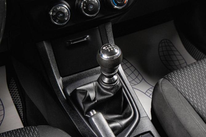 Toyota Corolla XI (E160 E170 E180) с пробегом 2014 года, цена 1 099 000 рублей, 318367 км, седан, Автокод Объявления