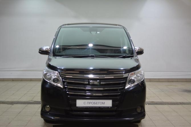 Toyota Noah III (R80) с пробегом 2016 года, цена 1 650 000 рублей, 133800 км, минивэн, Автокод Объявления