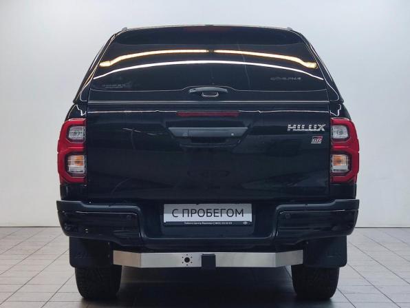 Toyota Hilux VIII Рестайлинг 2 с пробегом 2022 года, цена 5 695 000 рублей, 63000 км, пикап, Автокод Объявления