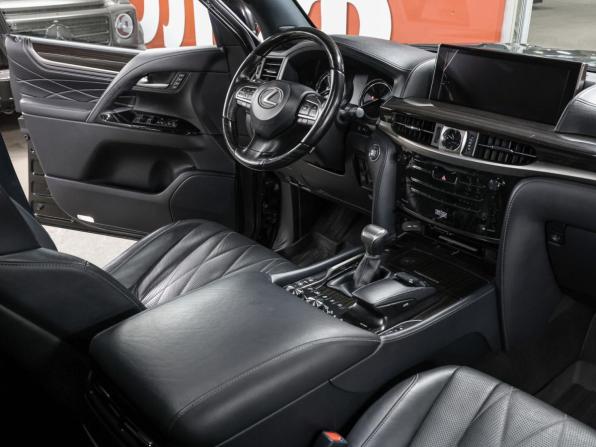 Lexus LX III Рестайлинг 2 с пробегом 2020 года, цена 10 998 000 рублей, 87554 км, внедорожник, Автокод Объявления