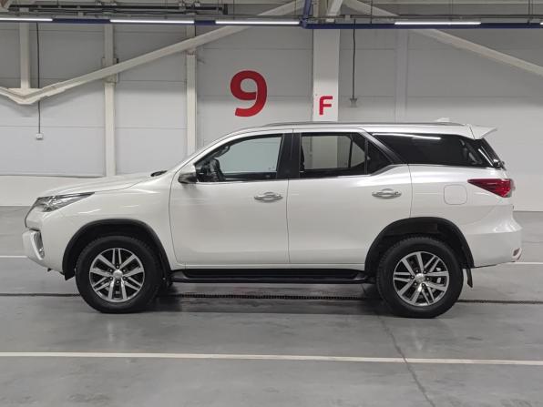 Toyota Fortuner II с пробегом 2018 года, цена 3 890 000 рублей, 104931 км, внедорожник, Автокод Объявления