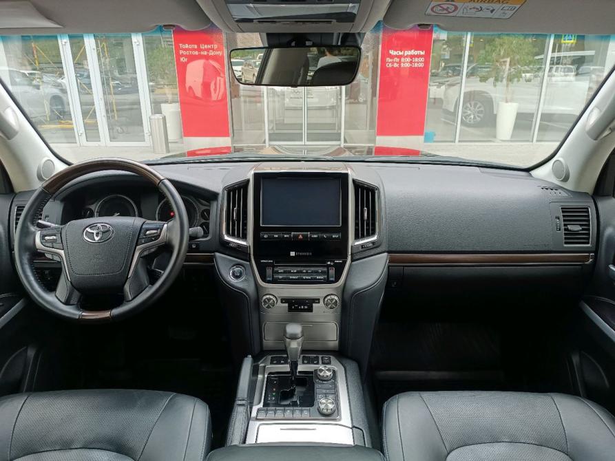 Toyota Land Cruiser 200 Series Рестайлинг 2 Ростов-на-Дону  - изображение 9
