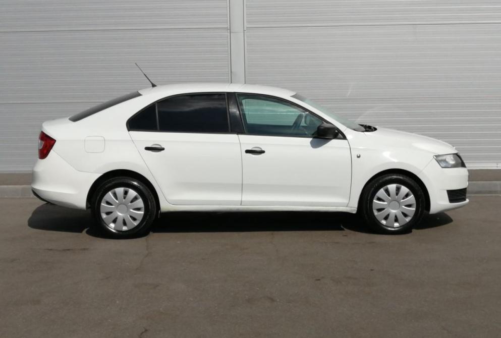 Skoda Rapid I Иваново  - изображение 8