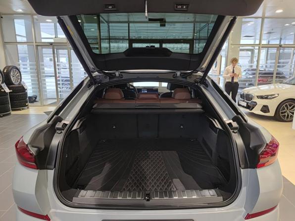 BMW X6 III (G06) Рестайлинг с пробегом 2023 года, цена 12 490 000 рублей, 38408 км, внедорожник, Автокод Объявления
