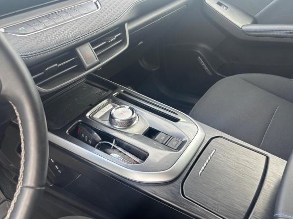 Haval Jolion I Рестайлинг с пробегом 2024 года, цена 2 150 000 рублей, 30815 км, внедорожник, Автокод Объявления